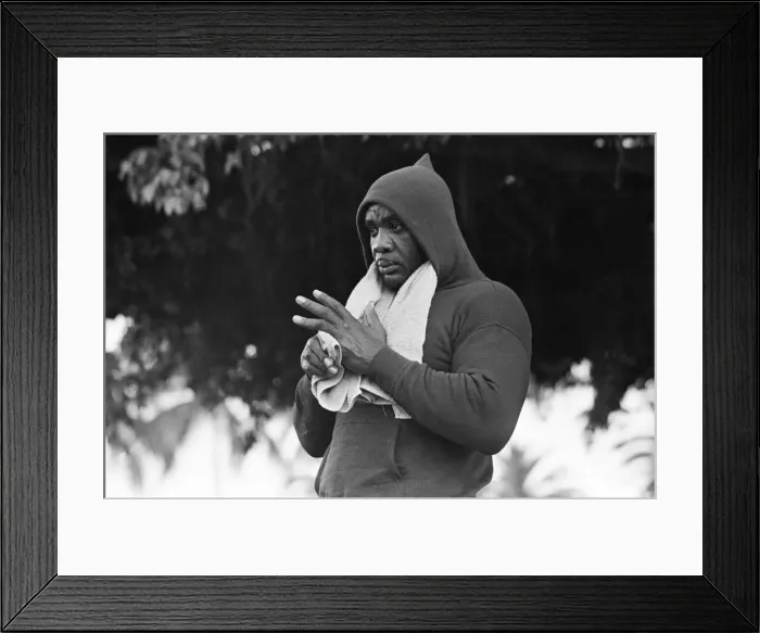 Framed Print : Sonny Liston, World Heavyweight Champion, training in Miami, Florida, USA Framed Print : Sonny Liston, World Heavyweight Champion, training in Miami, Florida, USA