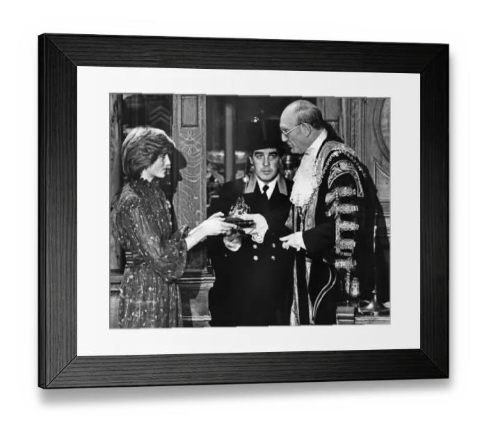 Framed Print : HRH Princess Diana, The Princess of Wales receives a bible after admission as a Freeman Framed Print : HRH Princess Diana, The Princess of Wales receives a bible after admission as a Freeman