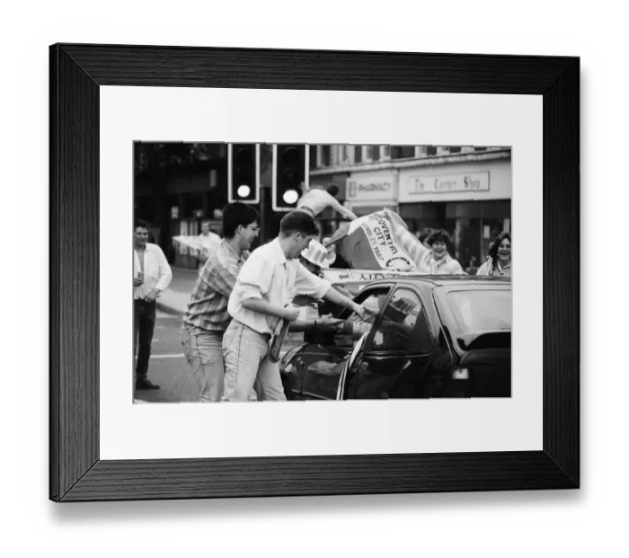 Framed Print : Coventry City fans celebrate the 1987 FA Cup Final, Coventry City beat Tottenham Hotspur Framed Print : Coventry City fans celebrate the 1987 FA Cup Final, Coventry City beat Tottenham Hotspur