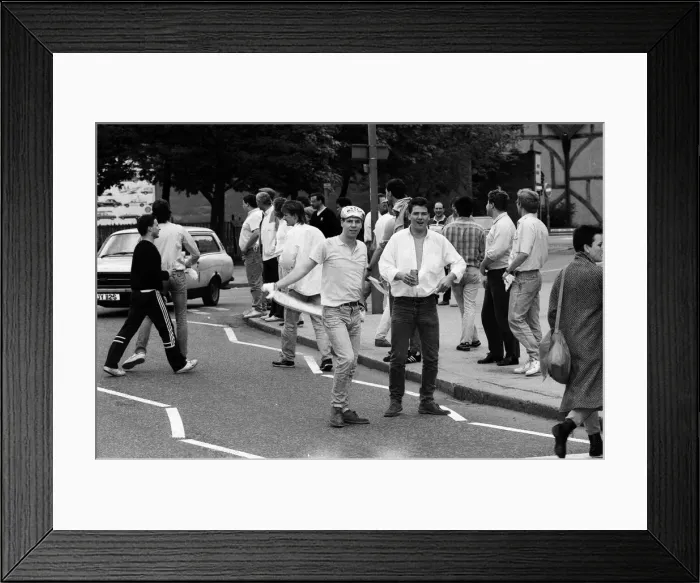 Framed Print : Coventry City fans celebrate the 1987 FA Cup Final, Coventry City beat Tottenham Hotspur Framed Print : Coventry City fans celebrate the 1987 FA Cup Final, Coventry City beat Tottenham Hotspur