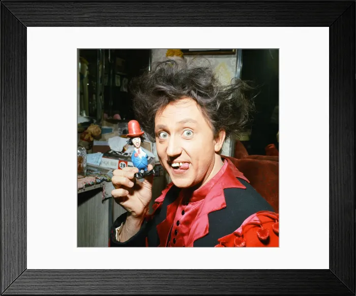 Framed Print : Comedian Ken Dodd. 16th February 1966 Framed Print : Comedian Ken Dodd. 16th February 1966