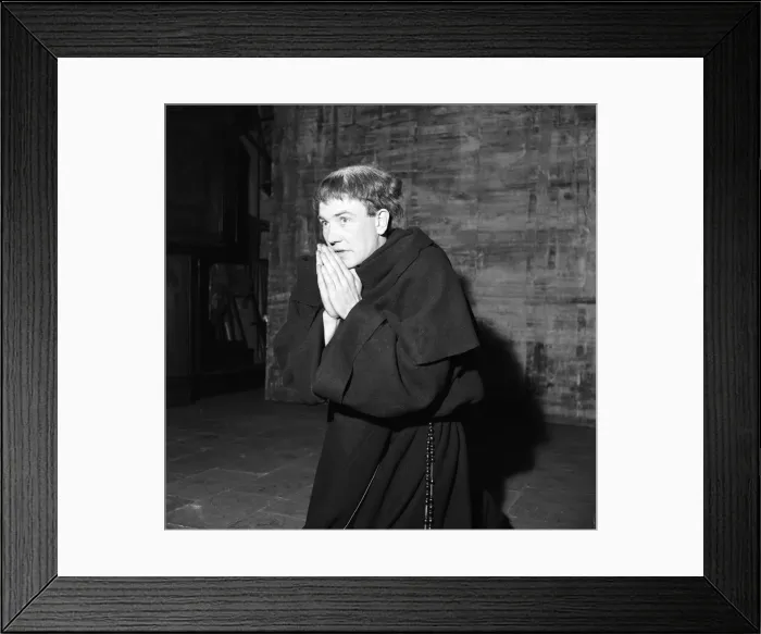 Framed Print : Final rehearsals took place at the Royal Court Theatre of the play Luther Framed Print : Final rehearsals took place at the Royal Court Theatre of the play Luther