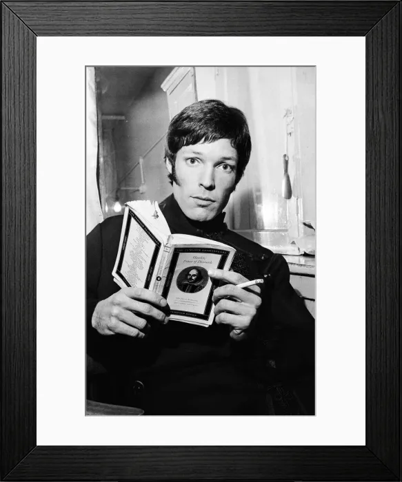 Framed Print : Actor Richard Chamberlain who is playing Hamlet at the Birmingham Repertory Theatre