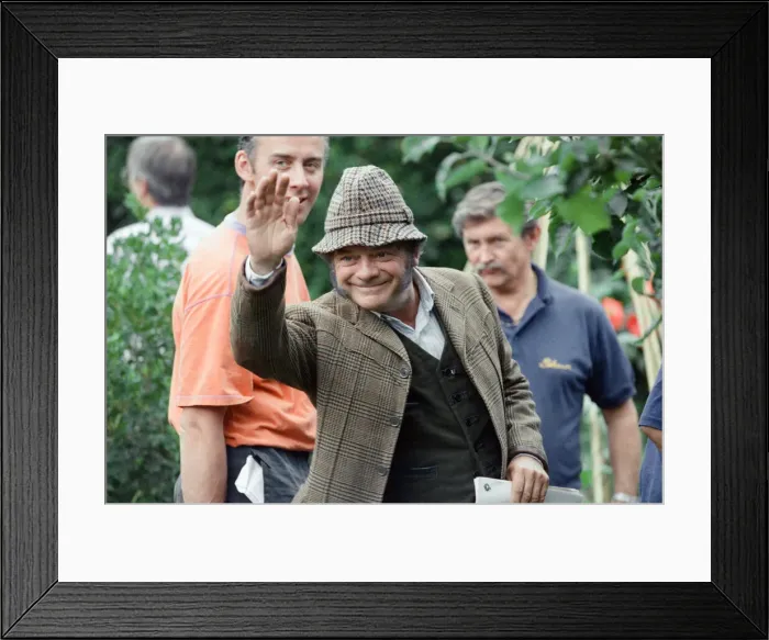 Framed Print : Actor David Jason pictured during the filming of The Darling Buds of May Framed Print : Actor David Jason pictured during the filming of The Darling Buds of May