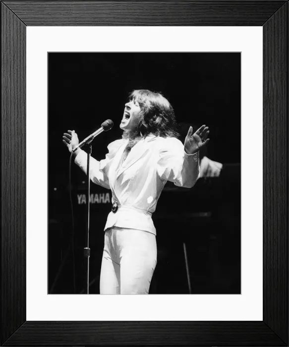Framed Print : Elkie Brooks singer DBase Framed Print : Elkie Brooks singer DBase