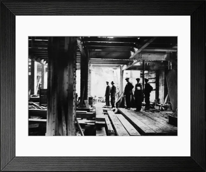 Framed Print : Construction of the new Daily Mirror printing site at Back Hill