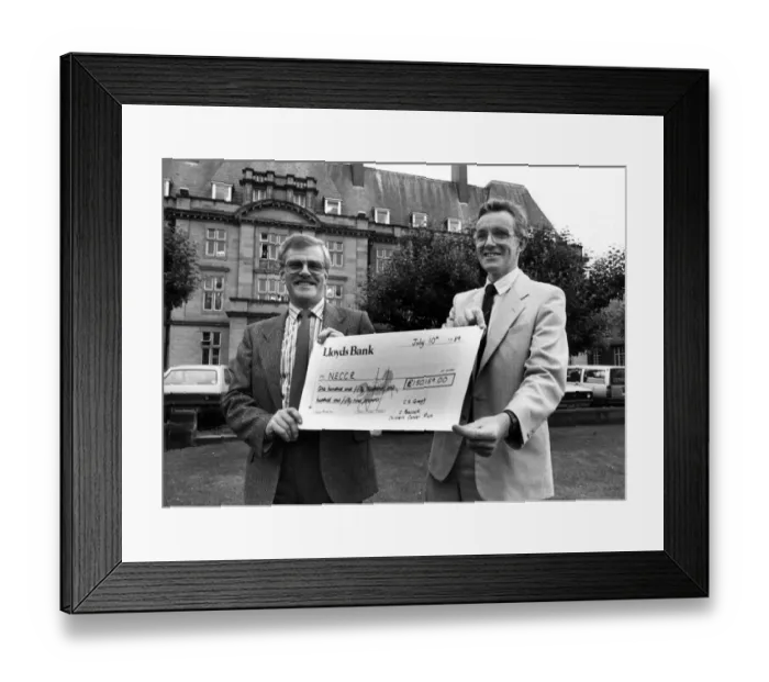 Framed Print : A cheque for more than £150, 000 raised by 10, 000 entrants in the Child Cancer Run Framed Print : A cheque for more than £150, 000 raised by 10, 000 entrants in the Child Cancer Run