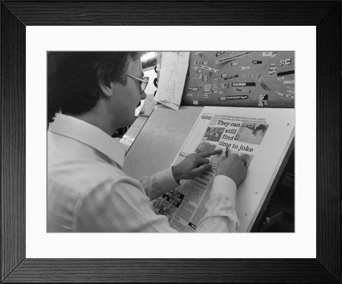 Framed Print : Evening Gazette Newspaper, Gazette Buildings, 105-111 Borough Road, Middlesbrough Framed Print : Evening Gazette Newspaper, Gazette Buildings, 105-111 Borough Road, Middlesbrough