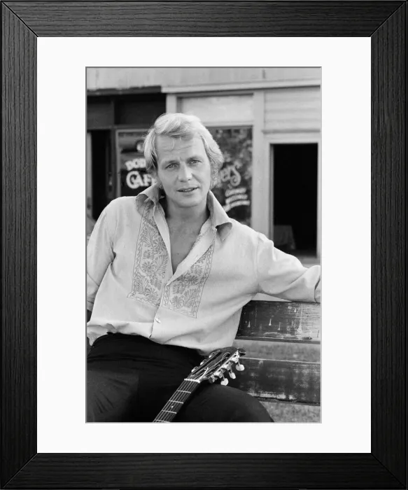 Framed Print : David Soul - singer, actor, musician, pictured in Los Angeles, with his guitar