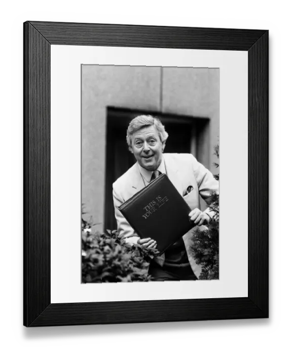 Framed Print : Michael Aspel, host of This Is Your Life'. 31st March 1988 Framed Print : Michael Aspel, host of This Is Your Life'. 31st March 1988