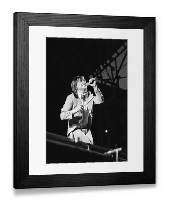 Framed Print : David Cassidy in concert at White City Stadium, West London on Sunday 26th May 1974 Framed Print : David Cassidy in concert at White City Stadium, West London on Sunday 26th May 1974