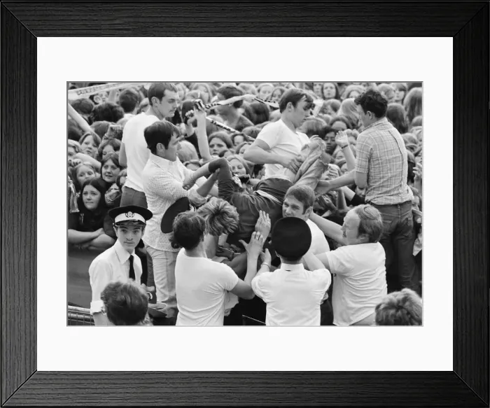 Framed Print : Audience scenes of hysteria at The David Cassidy in concert at White City Stadium Framed Print : Audience scenes of hysteria at The David Cassidy in concert at White City Stadium