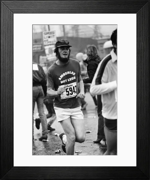 Framed Print : London Marathon 1981, Sponsored by Gillette, Sunday 29th March 1981. Amberlee Hot Legs