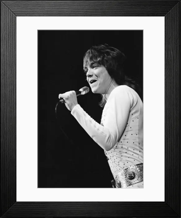 Framed Print : David Cassidy, singer, actor and musician, in concert at Wembley Arena. London Framed Print : David Cassidy, singer, actor and musician, in concert at Wembley Arena. London