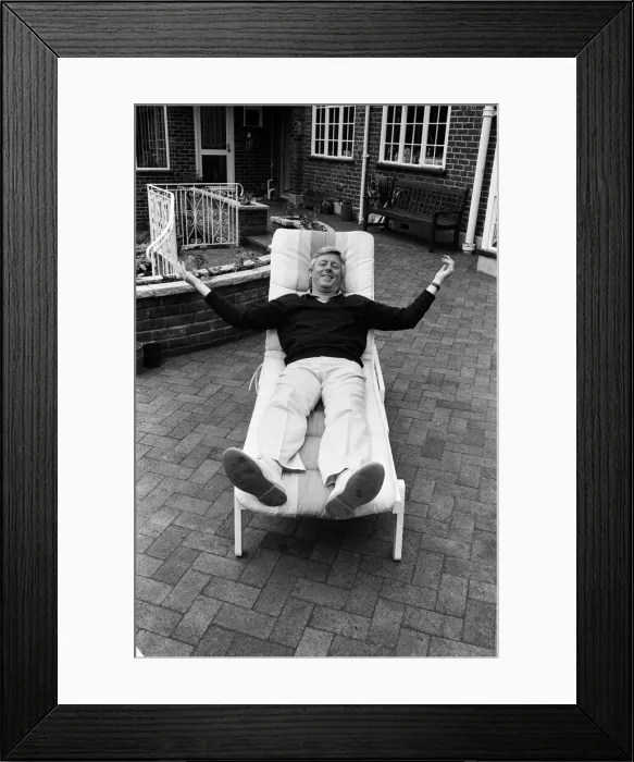 Framed Print : Michael Aspel relaxes at home. 31st May 1988 Framed Print : Michael Aspel relaxes at home. 31st May 1988
