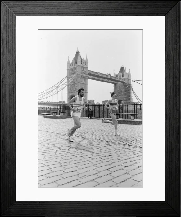 Framed Print : London Marathon 1982, Sponsored by Gillette, Sunday 9th May 1982. Tower Bridge
