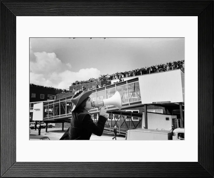 Framed Print : David Cassidy, singer, actor and musician, departs from Heathrow Airport