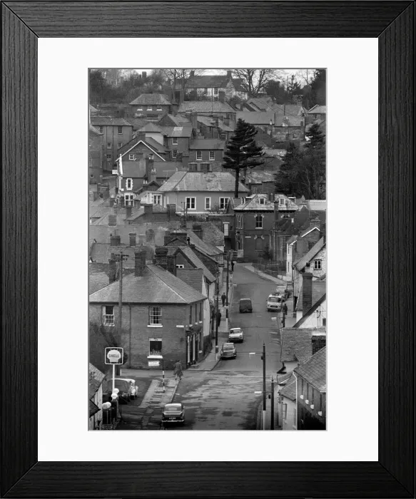 Framed Print : Scenes in Bishops Castle, Shropshire. 21st January 1964