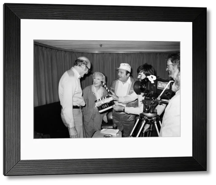 Framed Print : Filming of a series of Terry and June, where they go on a day trip to Framed Print : Filming of a series of Terry and June, where they go on a day trip to