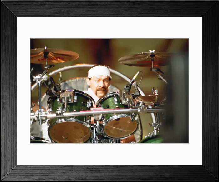 Framed Print : Van Halen in Concert, The Balance Tour, National Stadium, Cardiff Arms Park, Cardiff Framed Print : Van Halen in Concert, The Balance Tour, National Stadium, Cardiff Arms Park, Cardiff