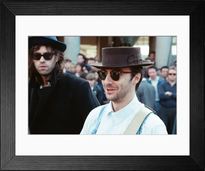 Framed Print : Michael Aspel surprises Phil Collins for the TV show This is your Life Framed Print : Michael Aspel surprises Phil Collins for the TV show This is your Life