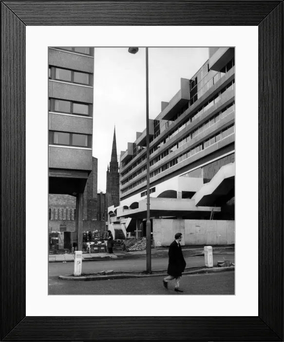 Framed Print : De Vere Hotel progress. 25th January 1973 Framed Print : De Vere Hotel progress. 25th January 1973