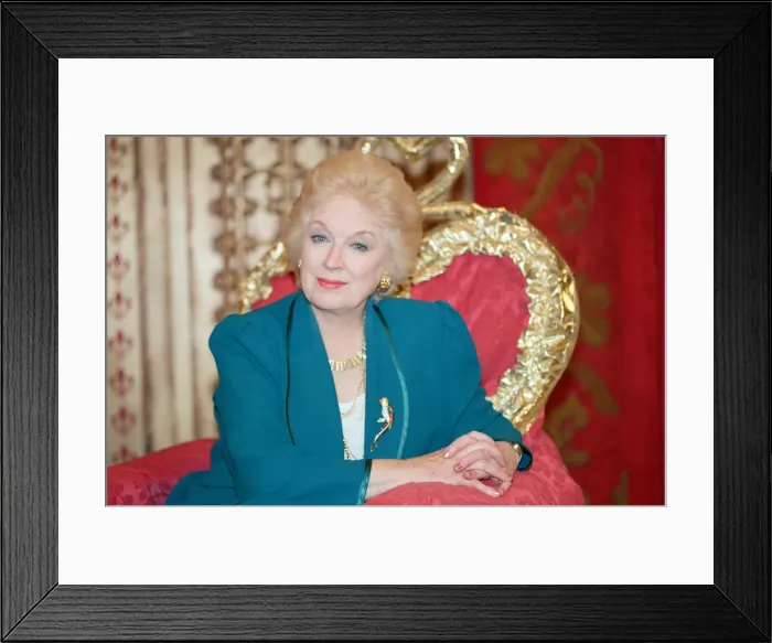 Framed Print : Actress June Whitfield. 15th September 1992 Framed Print : Actress June Whitfield. 15th September 1992
