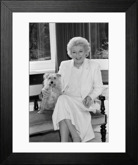 Framed Print : Actress June Whitfield pictured at home. 14th January 1988 Framed Print : Actress June Whitfield pictured at home. 14th January 1988