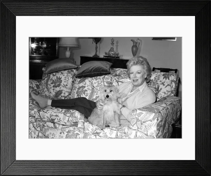Framed Print : Actress June Whitfield pictured at home. 27th August 1987