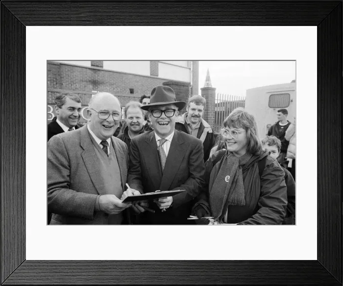 Framed Print : Watford FC Chairman Elton John (centre) and Birmingham MP