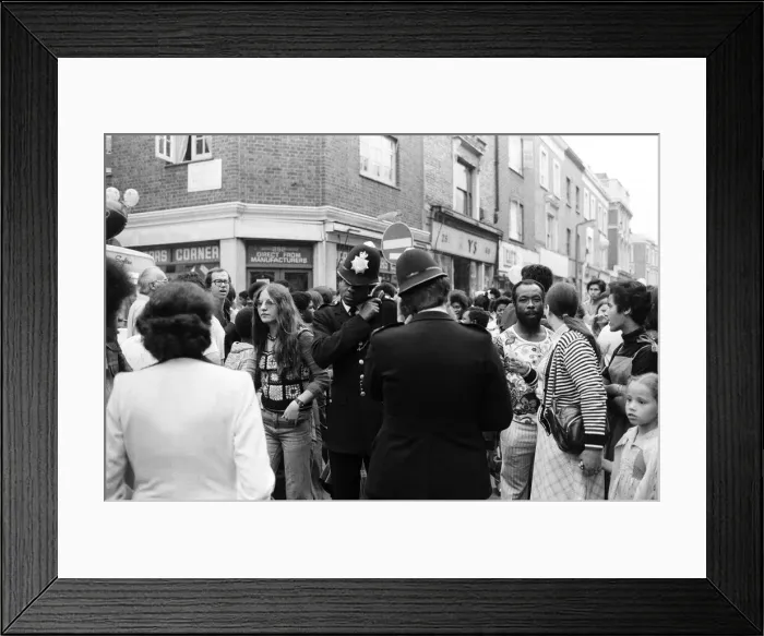 Framed Print : Atmosphere at the Notting Hill Carnival. 29th August 1976 Framed Print : Atmosphere at the Notting Hill Carnival. 29th August 1976