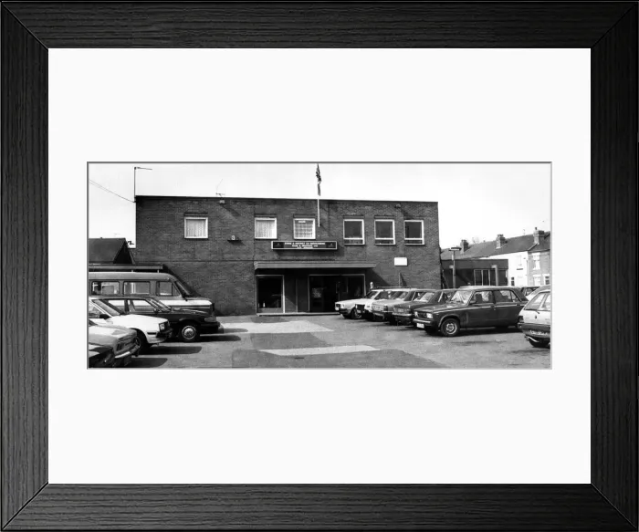 Framed Print : Stoke and District Ex-Service Club, Coventry, West Midlands. 31st March 1989 Framed Print : Stoke and District Ex-Service Club, Coventry, West Midlands. 31st March 1989