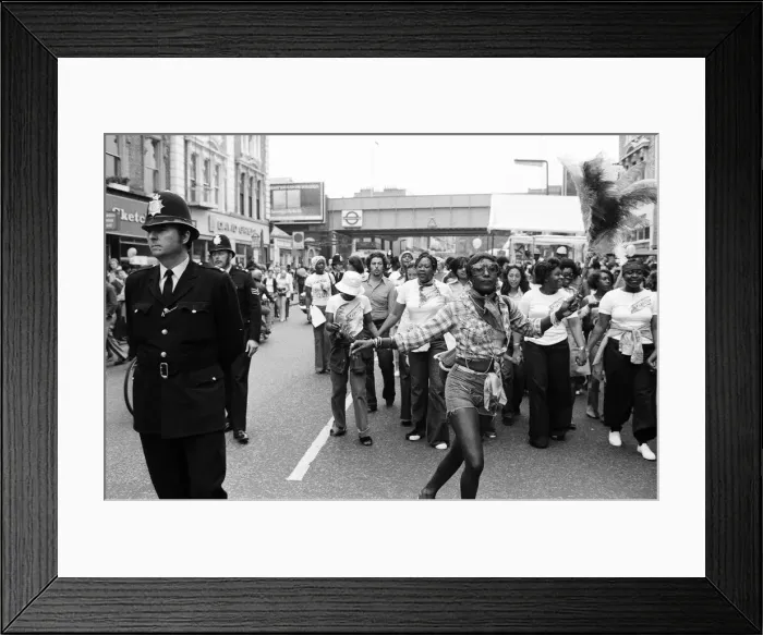 Framed Print : Atmosphere at the Notting Hill Carnival. 29th August 1976 Framed Print : Atmosphere at the Notting Hill Carnival. 29th August 1976