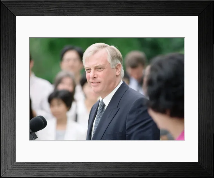 Framed Print : Former Conservative politician Chris Patten, who lost his Bath seat in the 1992 General Framed Print : Former Conservative politician Chris Patten, who lost his Bath seat in the 1992 General