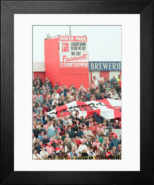 Framed Print : Sunderland 3-0 Everton, Premier league match at Roker Park Framed Print : Sunderland 3-0 Everton, Premier league match at Roker Park