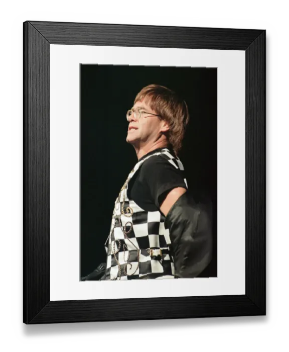 Framed Print : Elton John performing at the National Indoor Arena, Birmingham during The One Tour Framed Print : Elton John performing at the National Indoor Arena, Birmingham during The One Tour