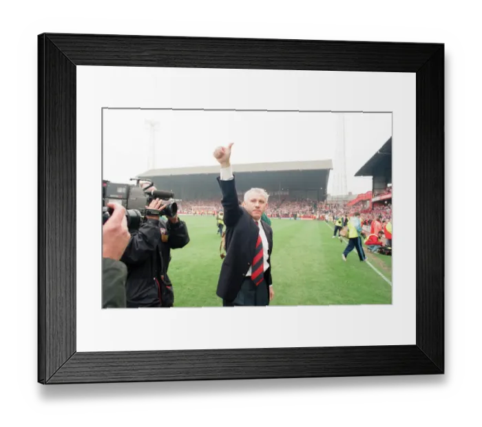 Framed Print : Sunderland 3-0 Everton, Premier league match at Roker Park