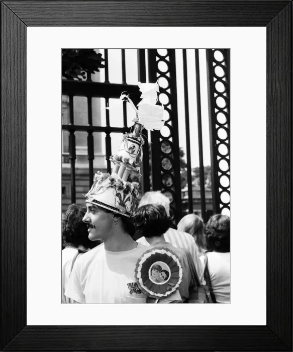 Framed Print : Hundreds of would-be Royal watchers started settling down in front of the Victoria Framed Print : Hundreds of would-be Royal watchers started settling down in front of the Victoria