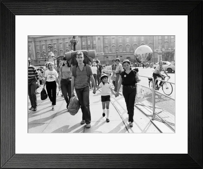 Framed Print : Hundreds of would-be Royal watchers started settling down in front of the Victoria Framed Print : Hundreds of would-be Royal watchers started settling down in front of the Victoria