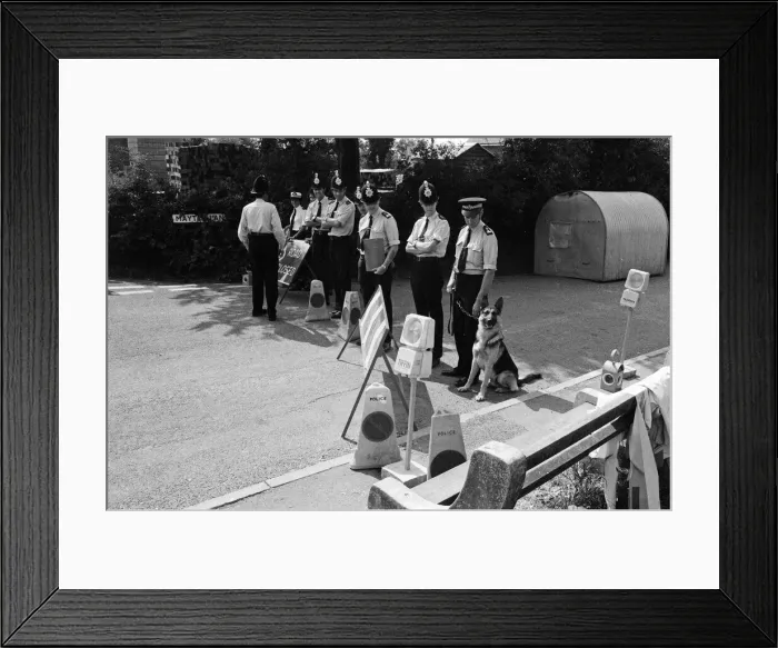 Framed Print : The Seasalter Pop Festival, Kent. 28th August 1976 Framed Print : The Seasalter Pop Festival, Kent. 28th August 1976