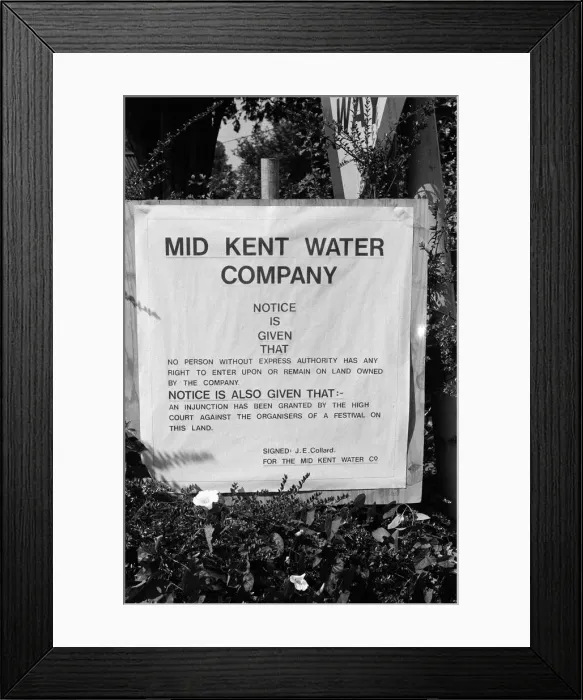 Framed Print : The Seasalter Pop Festival, Kent. 28th August 1976