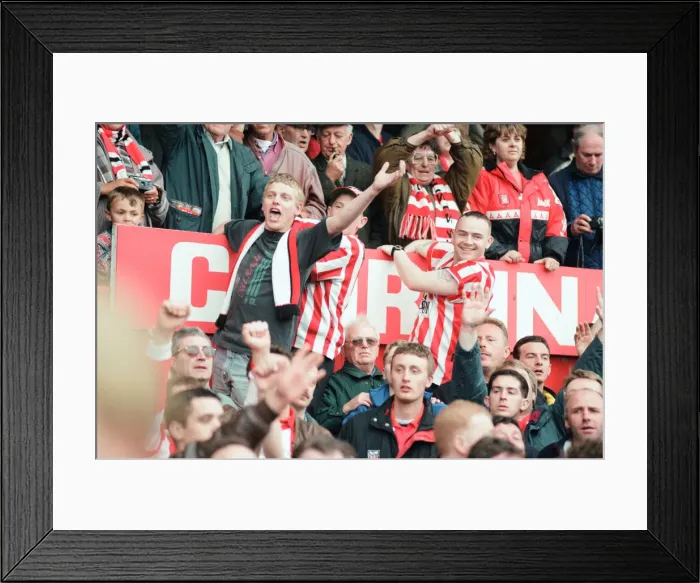 Framed Print : Sunderland 3-0 Everton, Premier league match at Roker Park