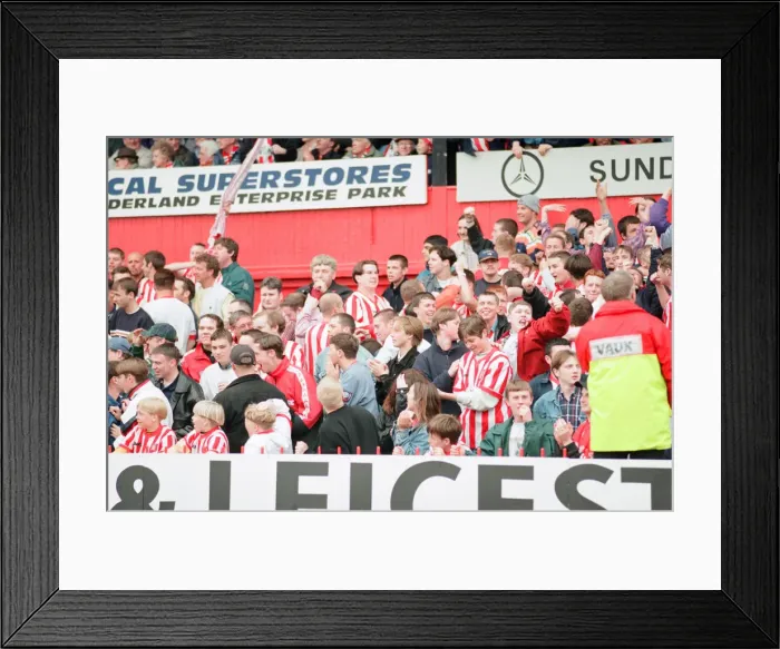 Framed Print : Sunderland 3-0 Everton, Premier league match at Roker Park Framed Print : Sunderland 3-0 Everton, Premier league match at Roker Park