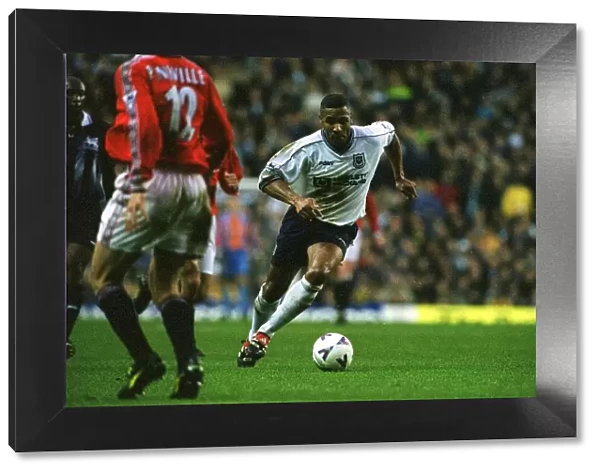 Les Ferdinand Football December 98 Tottenham Hotspur footballer in action against