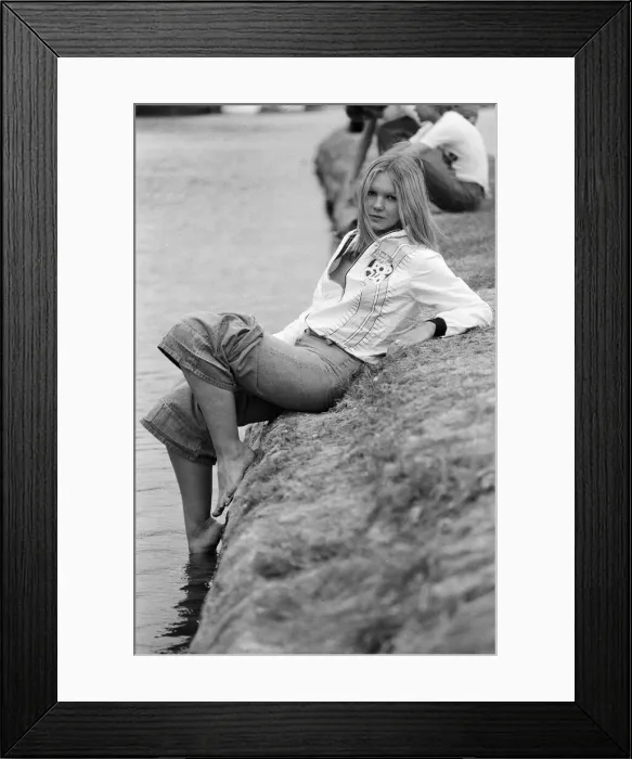 Framed Print : The Reading Festival held at Little Johns Farm. 27th August 1976 Framed Print : The Reading Festival held at Little Johns Farm. 27th August 1976