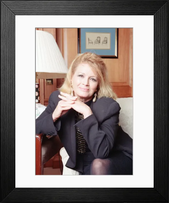 Framed Print : Angie Dickinson, american film and television actress, pictured in her suite