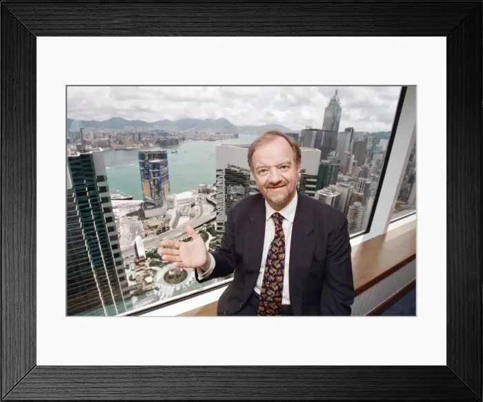 Framed Print : British Foreign Secretary Robin Cook pictured in his hotel suite on the 51st floor of Framed Print : British Foreign Secretary Robin Cook pictured in his hotel suite on the 51st floor of
