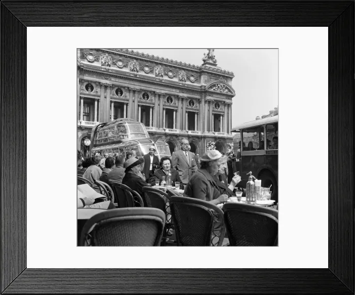 Framed Print : Cafe scenes in central Paris, France. Picture taken 13th May 1960 Framed Print : Cafe scenes in central Paris, France. Picture taken 13th May 1960