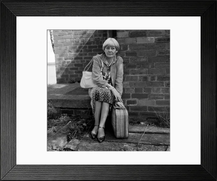 Framed Print : Liz Dawn - Coronation Street star Vera Duckworth - who now has no man in her life Framed Print : Liz Dawn - Coronation Street star Vera Duckworth - who now has no man in her life