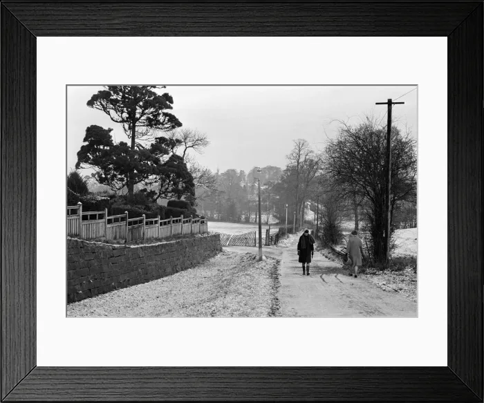 Framed Print : A wintry scene near Allesley Hall, Coventry, West Midlands. 29th November 1966